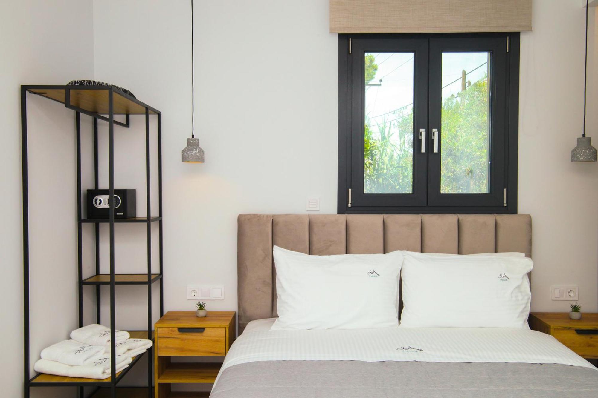 Malka Premium Chaniotis