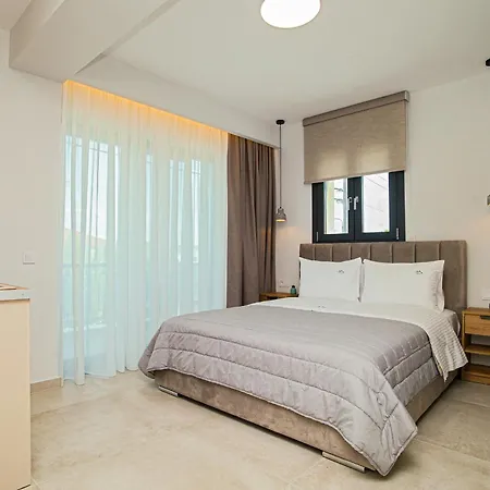 Malka Premium Chanioti Exterior photo